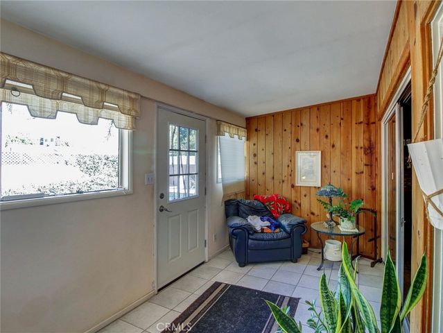 6928 Tobias Avenue, Van Nuys, CA 91405