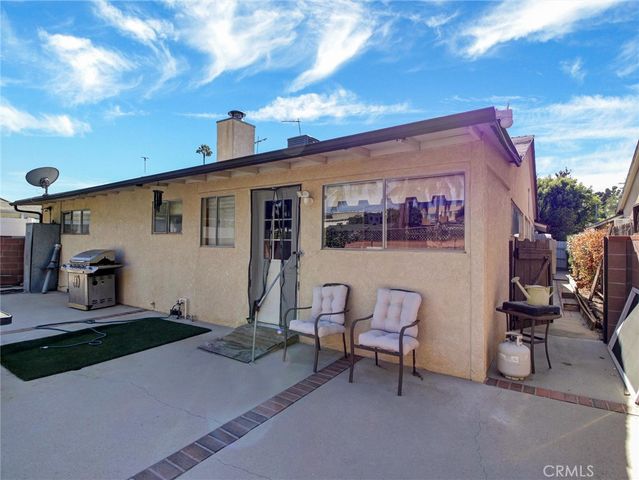 6928 Tobias Avenue, Van Nuys, CA 91405
