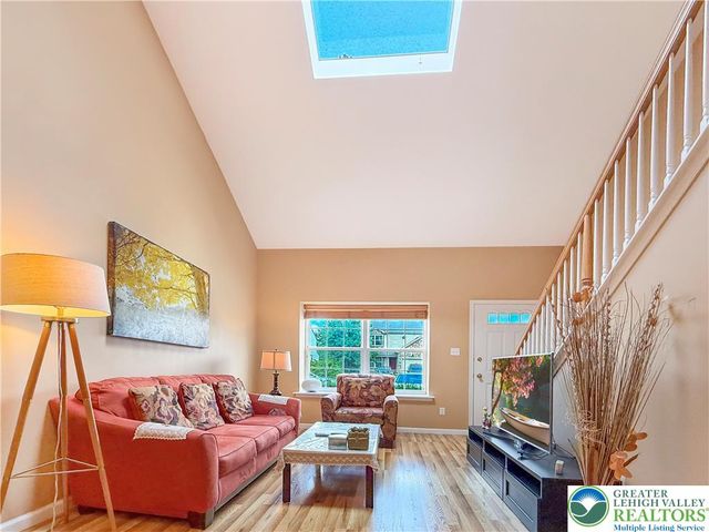 5612 Stonecroft Lane, Lower Macungie Twp, PA 18106