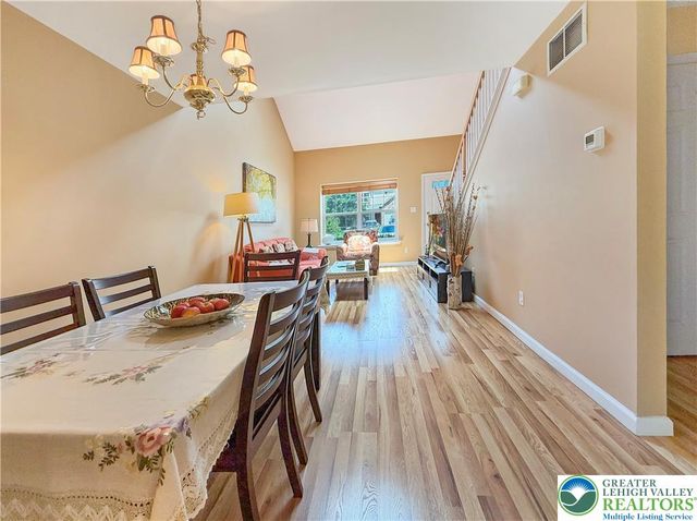 5612 Stonecroft Lane, Lower Macungie Twp, PA 18106