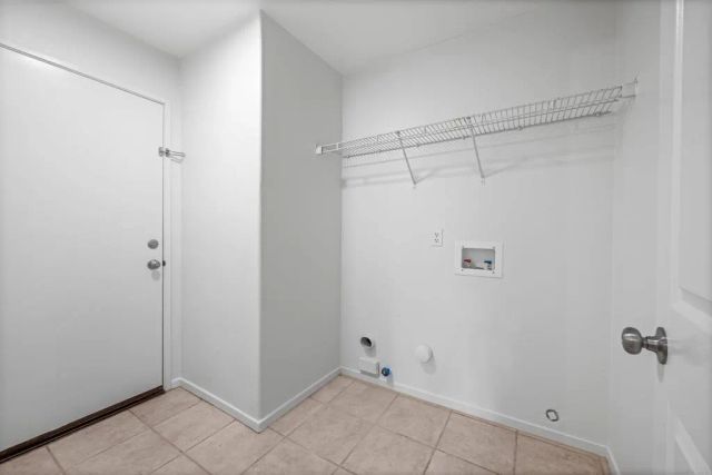 638 Sumner Way 2, Oceanside, CA 92058