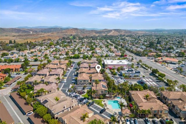 638 Sumner Way 2, Oceanside, CA 92058