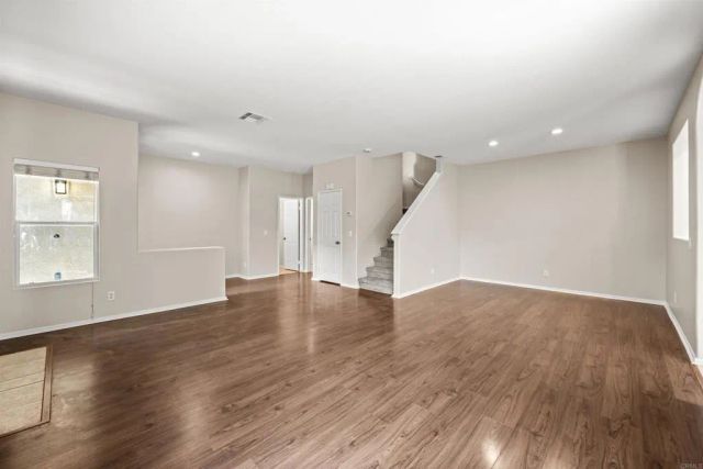 638 Sumner Way 2, Oceanside, CA 92058