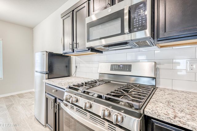12245 DESERT CLIFF Court, El Paso, TX 79938