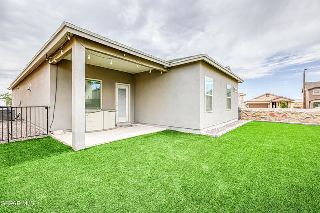 12245 DESERT CLIFF Court, El Paso, TX 79938