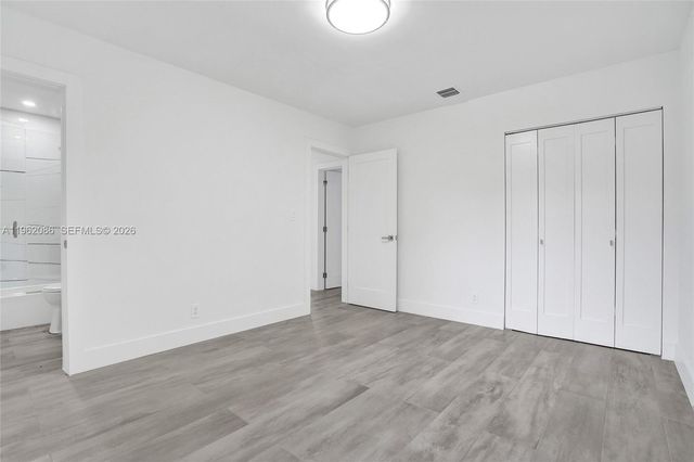 470 Petersburg Ter 470, Plantation, FL 33325