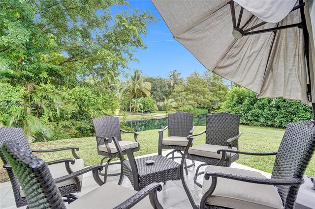 470 Petersburg Ter 470, Plantation, FL 33325