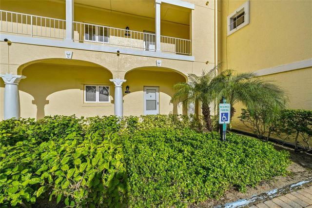 5060 Harmony Circle 104, Vero Beach, FL 32967