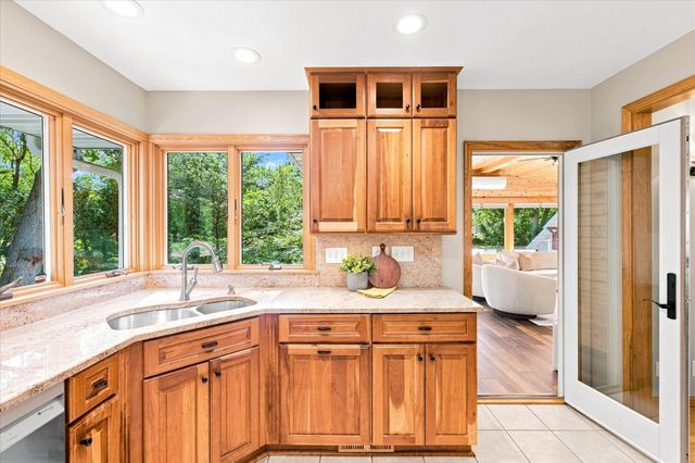 111 Teresa Drive, West Saint Paul, MN 55118