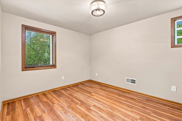 111 Teresa Drive, West Saint Paul, MN 55118