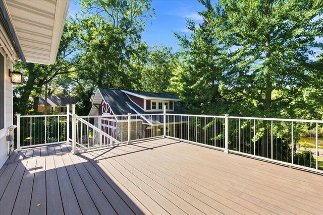 111 Teresa Drive, West Saint Paul, MN 55118