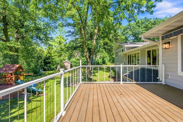 111 Teresa Drive, West Saint Paul, MN 55118
