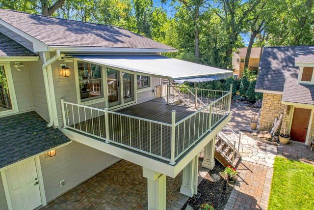 111 Teresa Drive, West Saint Paul, MN 55118