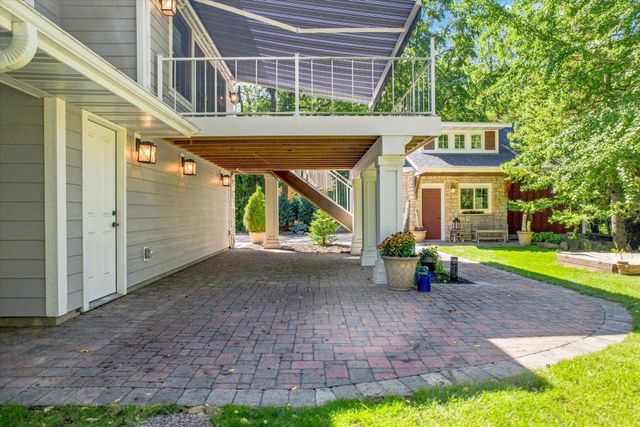 111 Teresa Drive, West Saint Paul, MN 55118