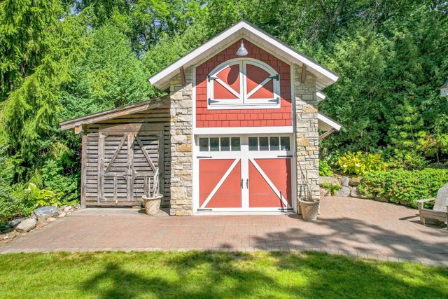 111 Teresa Drive, West Saint Paul, MN 55118