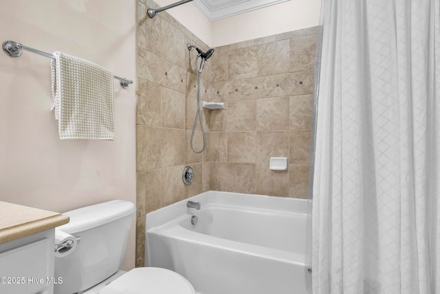 648 Village Park Drive 104, Wilmington, NC 28405