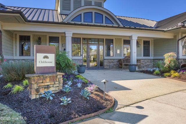 648 Village Park Drive 104, Wilmington, NC 28405