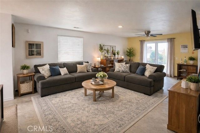 14368 Black Mountain, Victorville, CA 92394