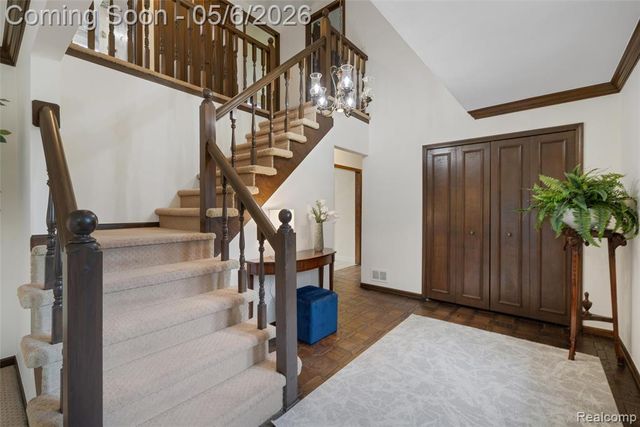 2317 Chelsea Court, Troy, MI 48084