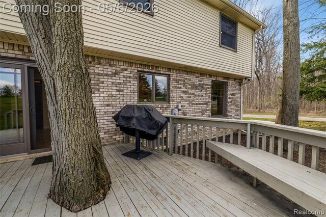 2317 Chelsea Court, Troy, MI 48084