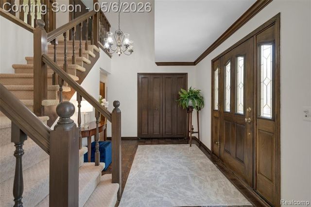 2317 Chelsea Court, Troy, MI 48084
