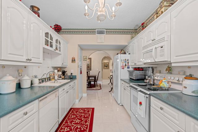 8550 Vía Romana 79l, Boca Raton, FL 33496