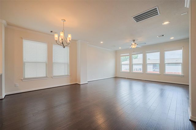 10004 Spring Shadows Park Circle, Houston, TX 77080