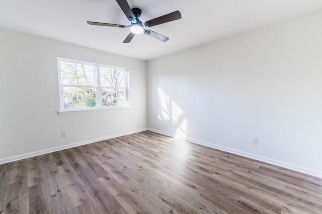 120 Brattlesboro Dr, Nashville, TN 37204