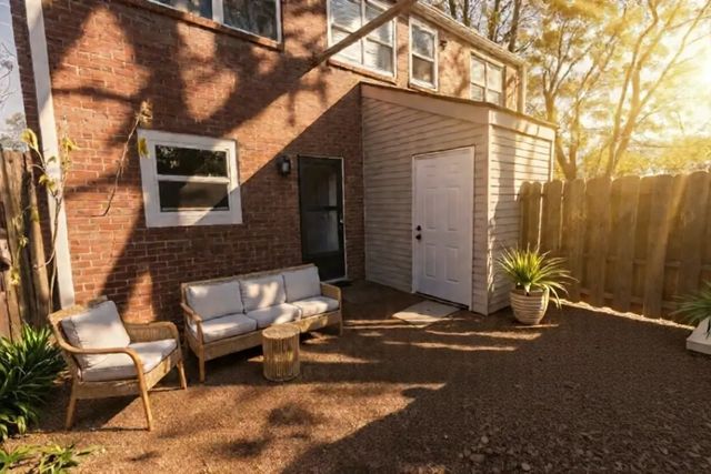 120 Brattlesboro Dr, Nashville, TN 37204