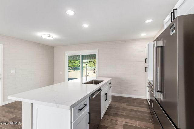 11016 W Sun City Boulevard, Sun City, AZ 85351