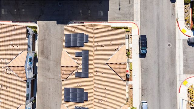 1037 W Clover Ave, Rialto, CA 92376