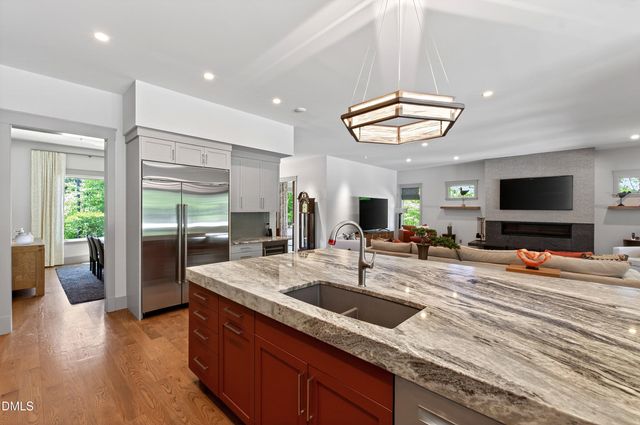 5141 Avalaire Oaks Drive, Raleigh, NC 27614