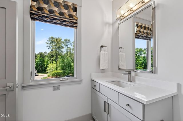 5141 Avalaire Oaks Drive, Raleigh, NC 27614