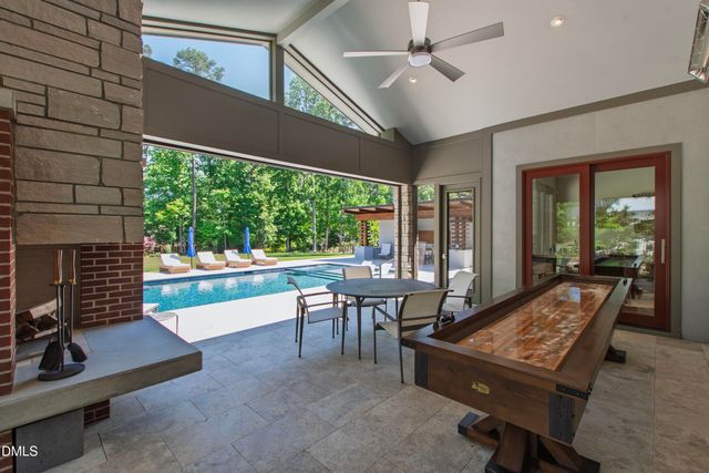 5141 Avalaire Oaks Drive, Raleigh, NC 27614