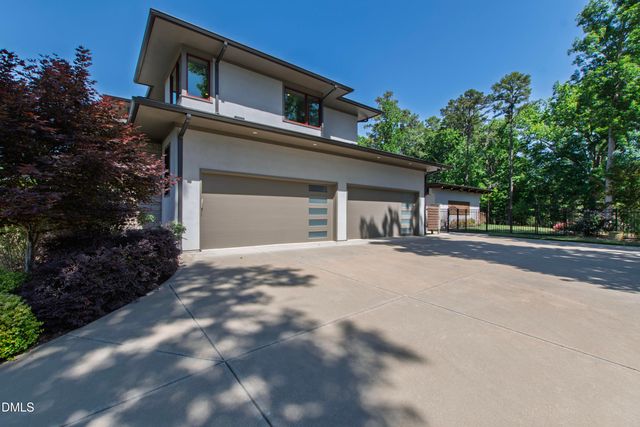 5141 Avalaire Oaks Drive, Raleigh, NC 27614
