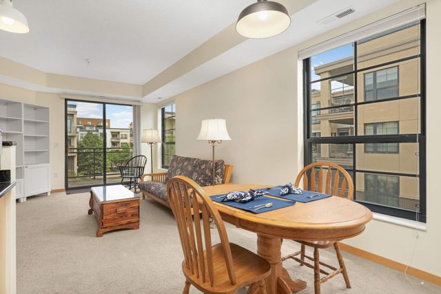 820 Emerald Street SE 314, Saint Paul, MN 55114