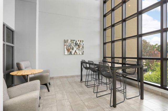 820 Emerald Street SE 314, Saint Paul, MN 55114