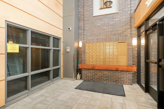 820 Emerald Street SE 314, Saint Paul, MN 55114