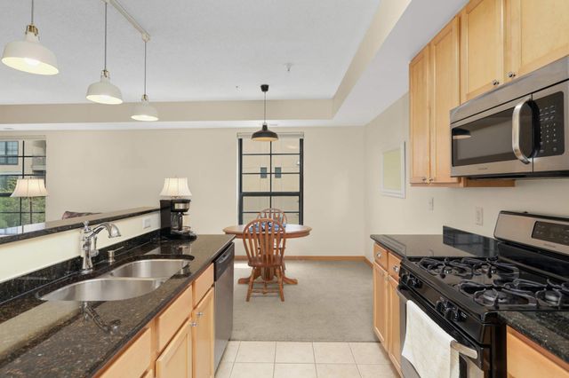 820 Emerald Street SE 314, Saint Paul, MN 55114