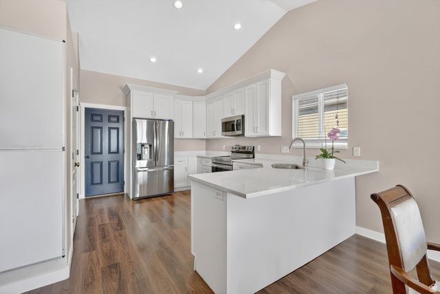 3857 E BARTON CREEK DR, Eagle Mountain, UT 84005