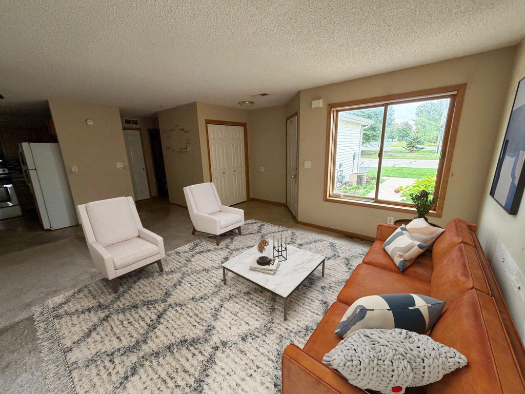 913 Serenity Circle, Norwood Young America, MN 55397 — photo 3
