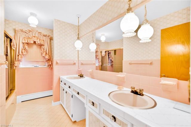 354 Old Wilkes Road, Glendale Springs, NC 28629