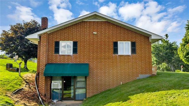 354 Old Wilkes Road, Glendale Springs, NC 28629