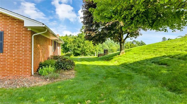 354 Old Wilkes Road, Glendale Springs, NC 28629