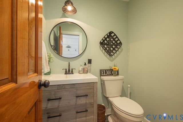 12253 Cedar Ln, Hanover, VA 23005