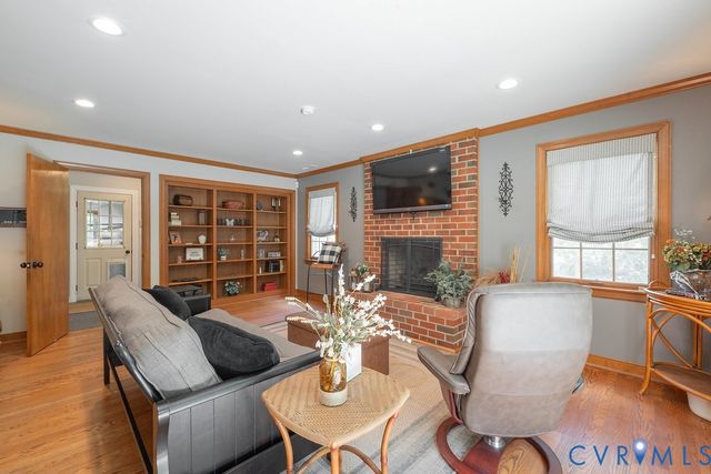 12253 Cedar Ln, Hanover, VA 23005