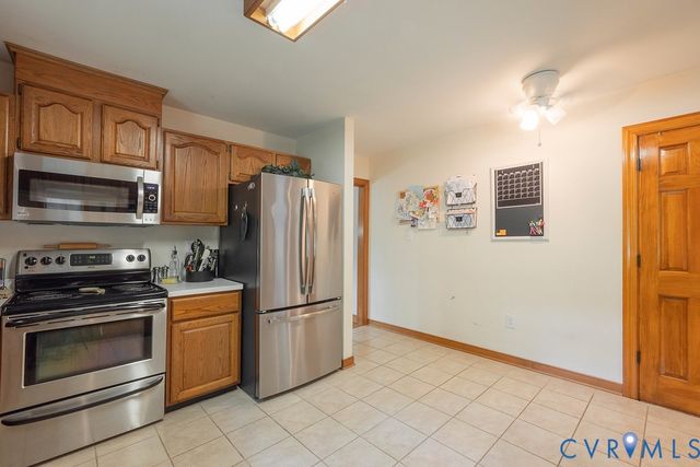 12253 Cedar Ln, Hanover, VA 23005