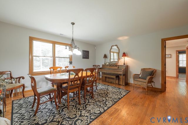12253 Cedar Ln, Hanover, VA 23005
