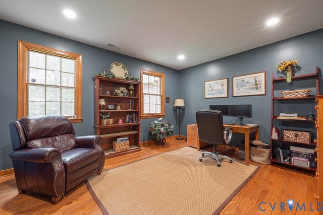 12253 Cedar Ln, Hanover, VA 23005