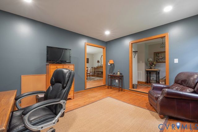 12253 Cedar Ln, Hanover, VA 23005